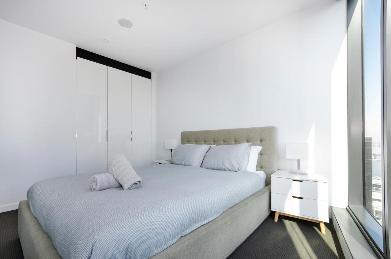 2Br Cbd Pad, City Views, Free Parking, Pool, Gym Melbourne Eksteriør bilde
