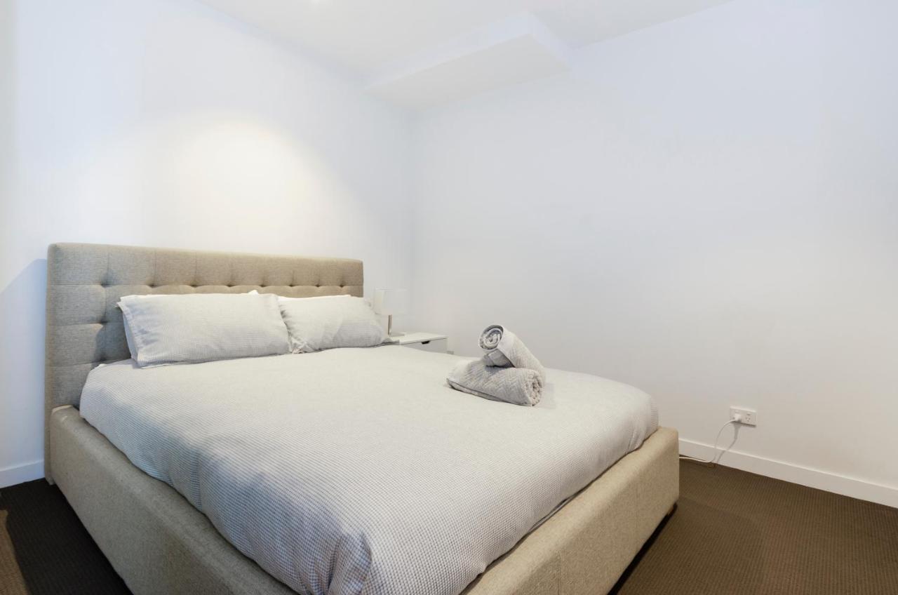 2Br Cbd Pad, City Views, Free Parking, Pool, Gym Melbourne Eksteriør bilde