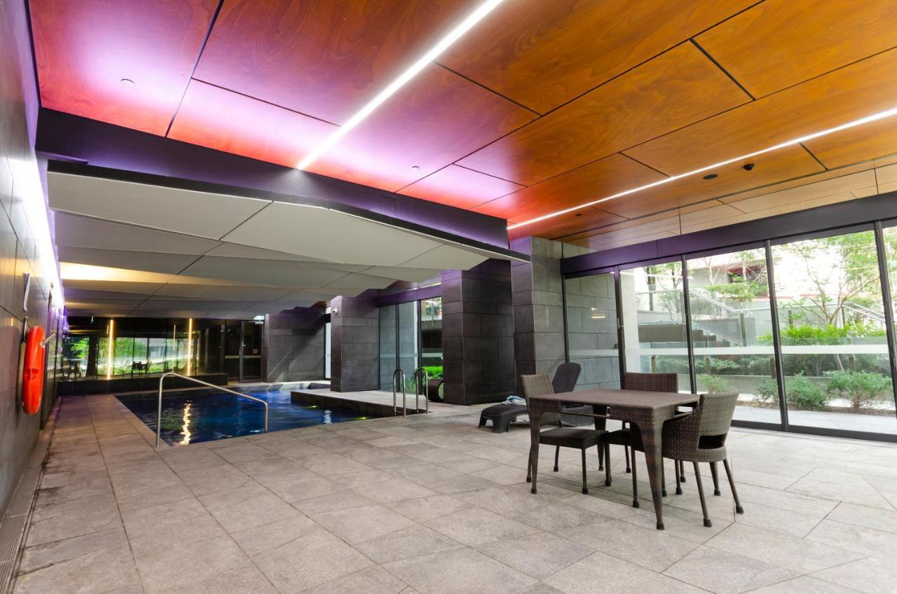 2Br Cbd Pad, City Views, Free Parking, Pool, Gym Melbourne Eksteriør bilde